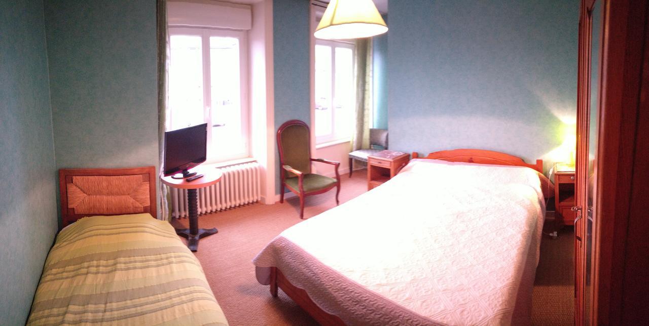 Tence Hotel Le Chatiague מראה חיצוני תמונה