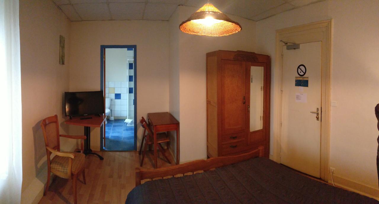 Tence Hotel Le Chatiague מראה חיצוני תמונה